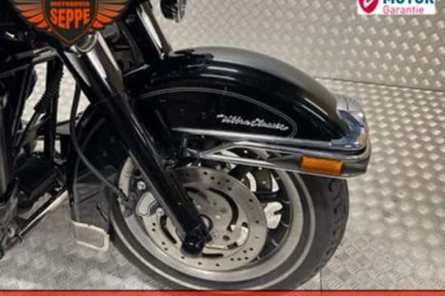 HARLEY-DAVIDSON FLHTCUI (2005) thumbnail 4