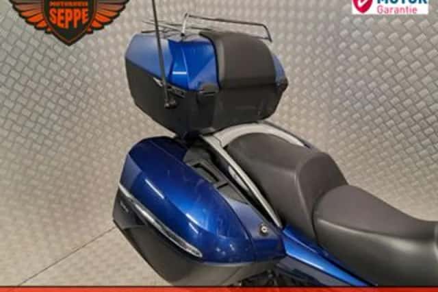 BMW K (2013) thumbnail 6