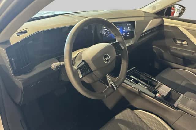 Opel Astra (2025) thumbnail 4