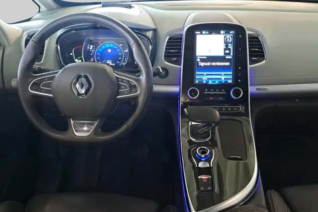 Renault Espace (2018) thumbnail 5