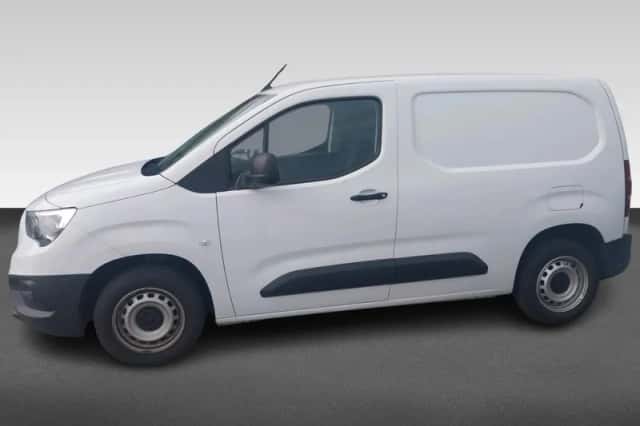 Opel Combo (2022) thumbnail 2