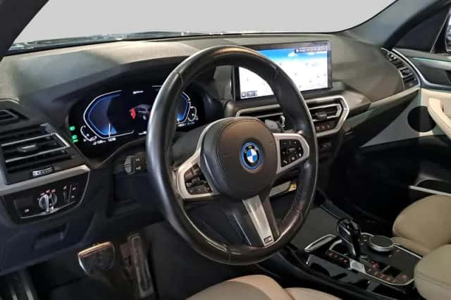 BMW X3 (2022) thumbnail 5