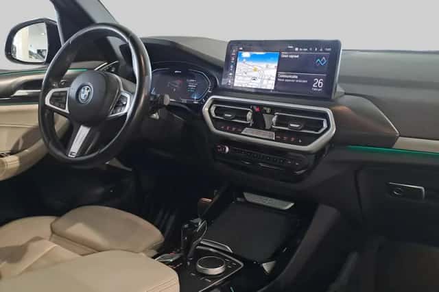 BMW X3 (2022) thumbnail 6