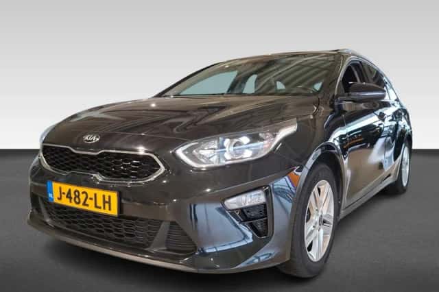 Kia Ceed Sportswagon (2020) thumbnail 1