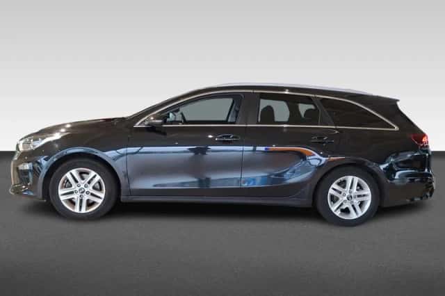 Kia Ceed Sportswagon (2020) thumbnail 2
