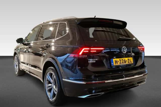 Volkswagen Tiguan (2020) thumbnail 3