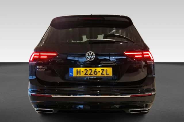 Volkswagen Tiguan (2020) thumbnail 4