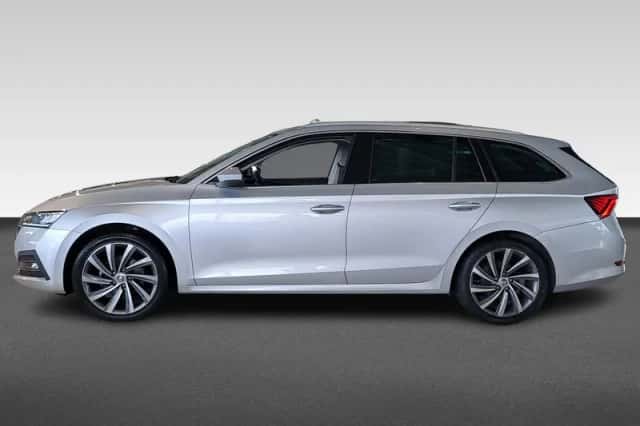 Škoda Octavia (2020) thumbnail 2