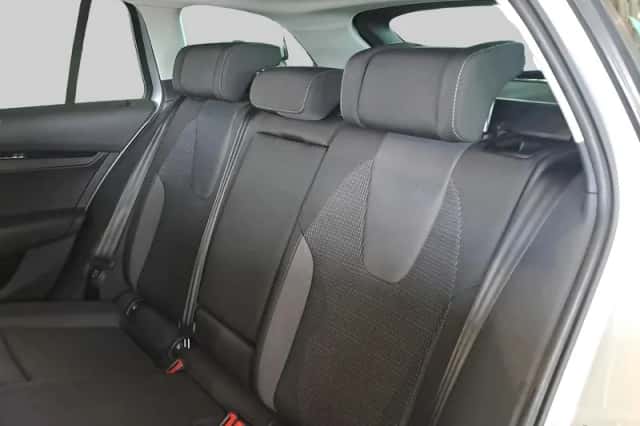 Škoda Octavia (2020) thumbnail 6