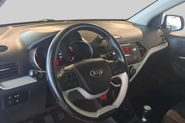 Kia Picanto (2016) thumbnail 4