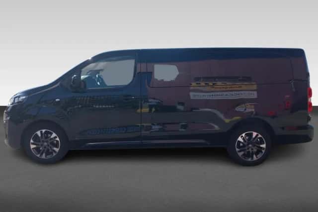 Opel Vivaro (2023) thumbnail 2