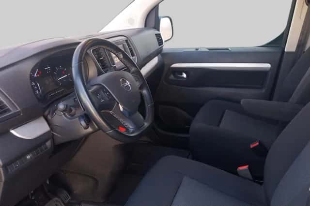 Opel Vivaro (2023) thumbnail 4