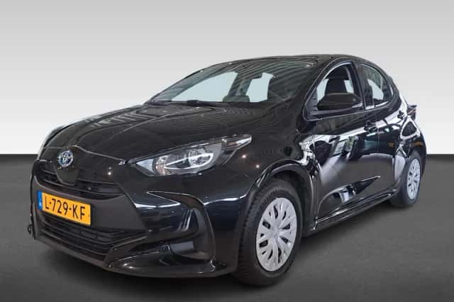 Toyota Yaris (2021) thumbnail 1