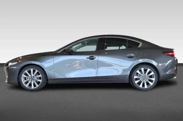 Mazda 3 (2021) thumbnail 2