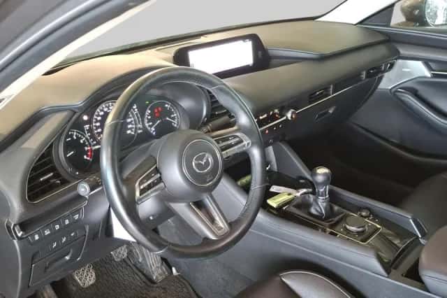 Mazda 3 (2021) thumbnail 4
