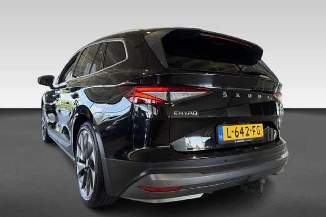 Škoda Enyaq (2021) thumbnail 3
