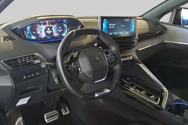 Peugeot 3008 (2024) thumbnail 4