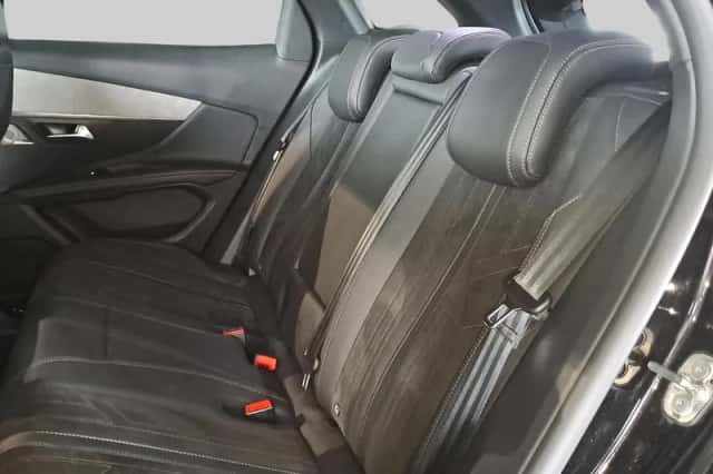 Peugeot 3008 (2024) thumbnail 6