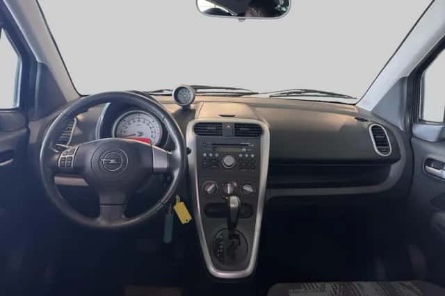 Opel Agila (2012) thumbnail 5