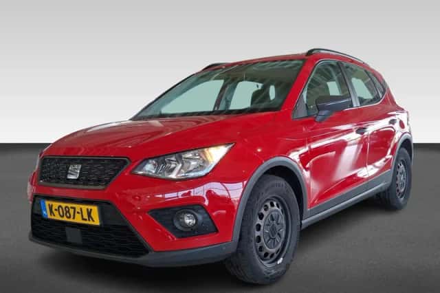 SEAT Arona (2021) thumbnail 1
