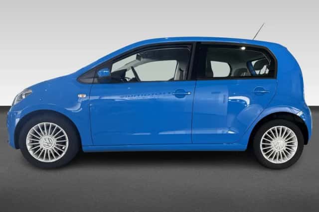 Volkswagen Up! (2015) thumbnail 2
