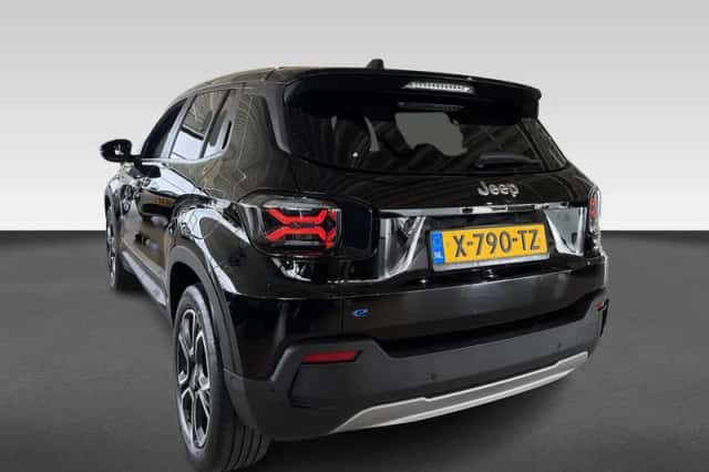 Jeep Avenger (2024) thumbnail 3