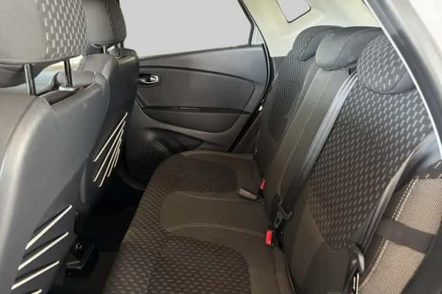 Renault Captur (2018) thumbnail 6