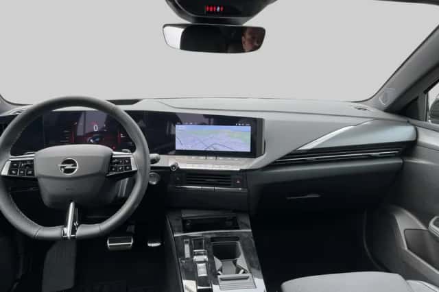 Opel Astra (2025) thumbnail 5