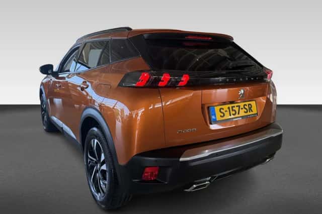 Peugeot 2008 (2021) thumbnail 3