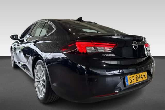 Opel Insignia (2018) thumbnail 3