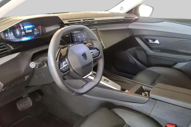 Peugeot 308 (2024) thumbnail 4