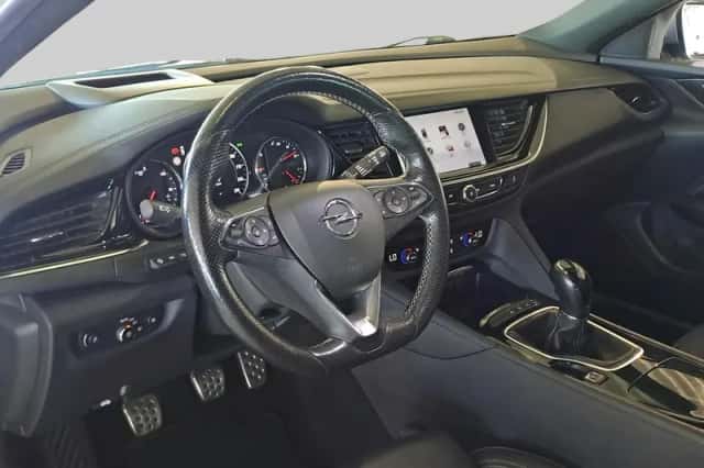 Opel Insignia (2018) thumbnail 4
