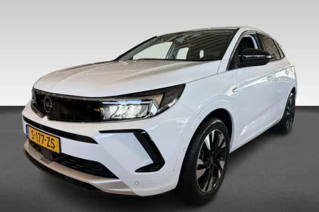 Opel Grandland (2023) thumbnail 1