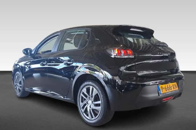 Peugeot 208 (2022) thumbnail 3