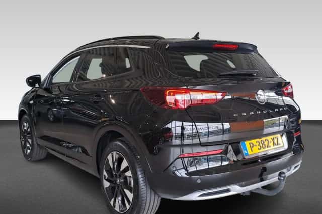 Opel Grandland (2022) thumbnail 3