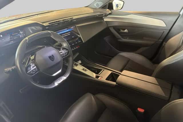 Peugeot 308 (2024) thumbnail 4