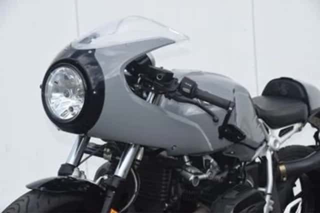 BMW R (2018) thumbnail 3