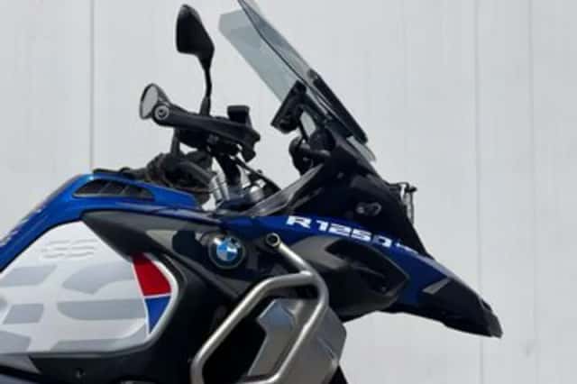 BMW R 1250 GS ADVENTURE (2019) thumbnail 6