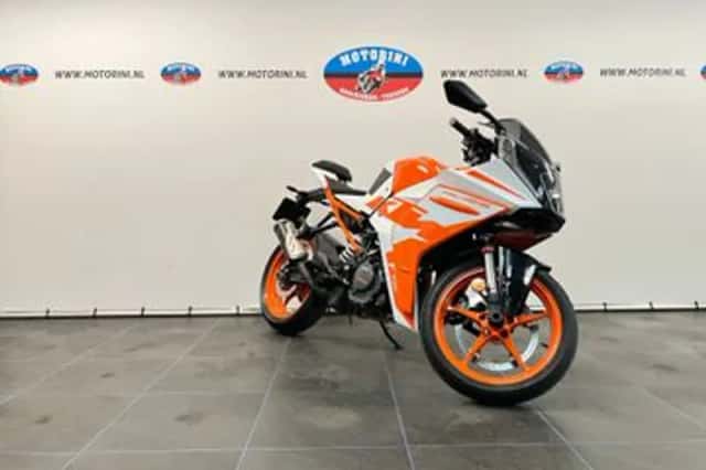 KTM RC (2023) thumbnail 4