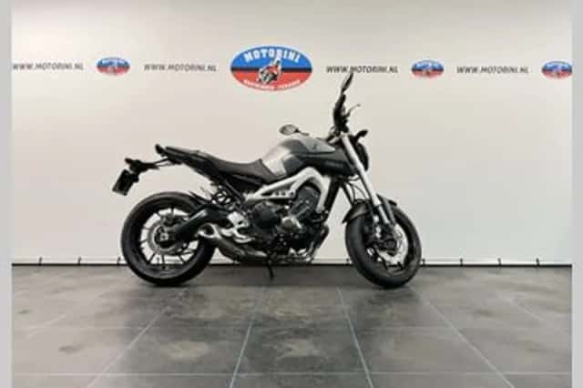 YAMAHA MT (2014) thumbnail 1