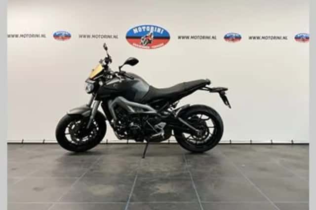 YAMAHA MT (2014) thumbnail 5
