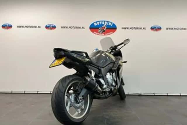 YAMAHA FZ1 (2009) thumbnail 3