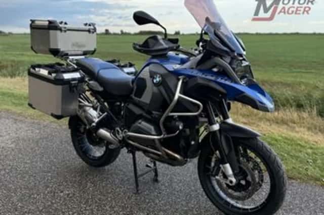 BMW R (2014) thumbnail 1