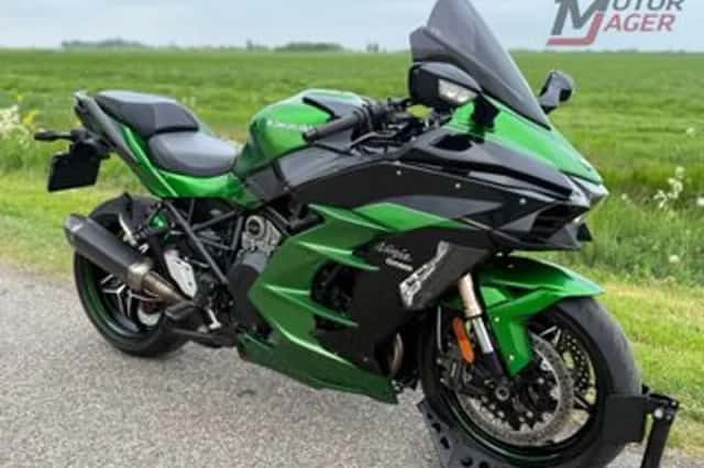 KAWASAKI NINJA (2018) thumbnail 2