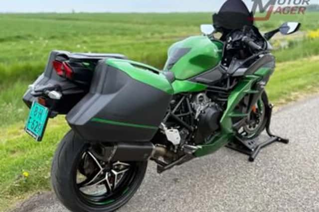 KAWASAKI NINJA (2018) thumbnail 5