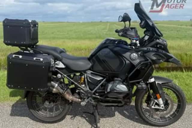 BMW R (2022) thumbnail 4