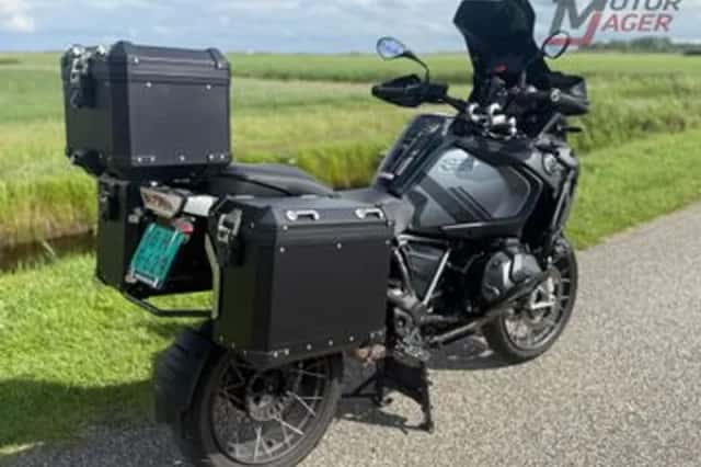 BMW R (2022) thumbnail 6