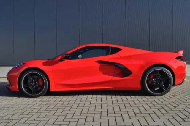 Chevrolet CORVETTE (2024) thumbnail 1