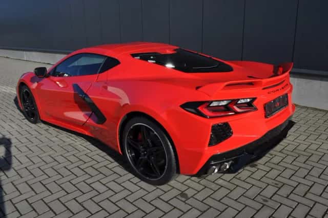 Chevrolet CORVETTE (2024) thumbnail 3