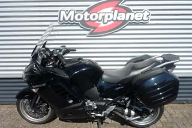 KAWASAKI 1400 (2008) thumbnail 2
